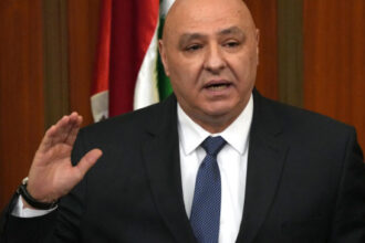 الرئيس اللبناني يدين التصعيد الإسرائيلي في الجنوب والبقاع ويصفه بـ”الخطير”