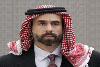 الأمير غازي بن محمد يؤدي اليمين الدستورية نائباً لجلالة الملك