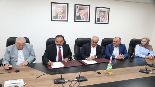 توقيع مذكرة تفاهم لتعزيز التعاون الزراعي وتطوير الاستثمار وإدارة الموارد المائية