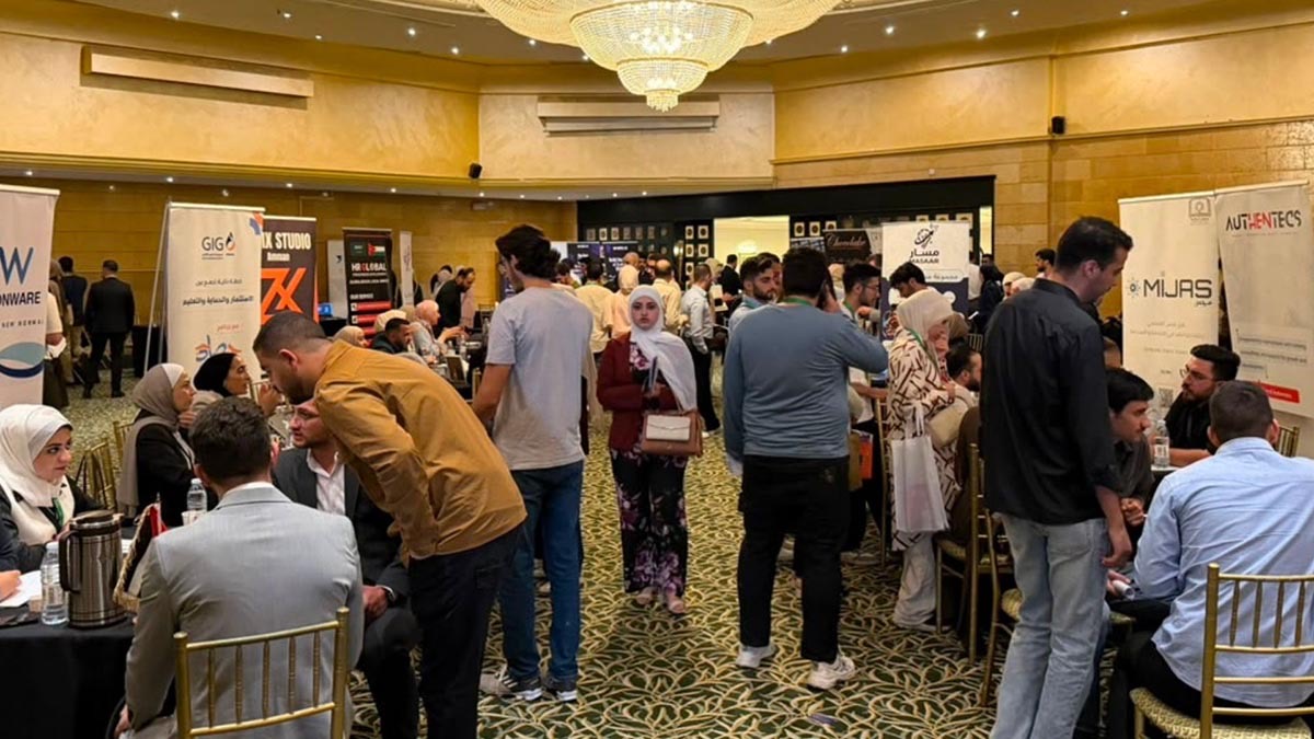 صورة حول : “جرين سيركل” تنظم معرض التوظيف 2026 لربط الكفاءات الشابة بفرص العمل التقنية “جرين سيركل” تنظم معرض التوظيف 2026 لربط الكفاءات الشابة بفرص العمل التقنية
