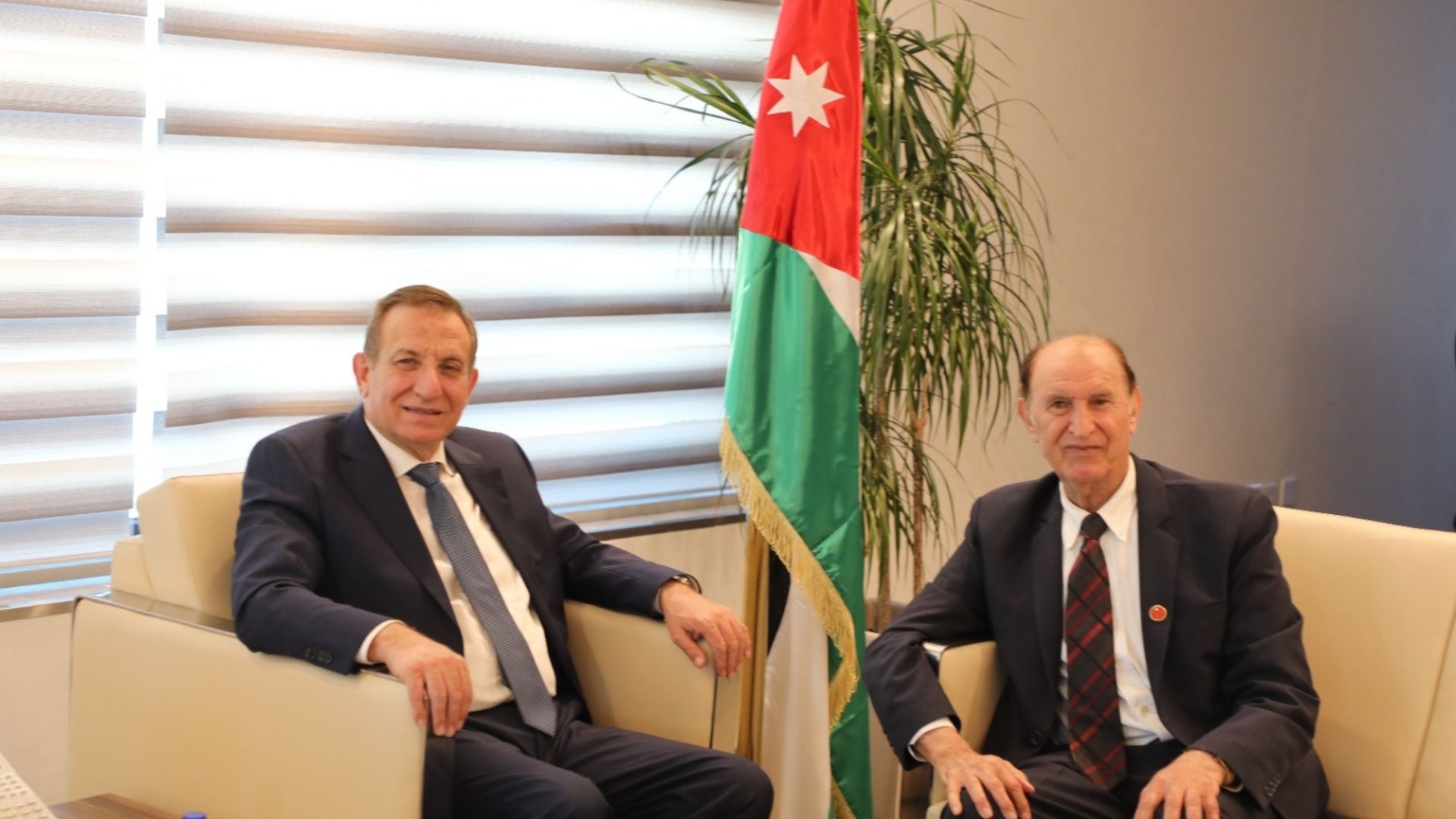 وزارة الزراعة تبحث تعزيز التعاون مع المعهد الدولي العربي للسلام والتربية لدعم الأمن الغذائي والزراعة المستدامة