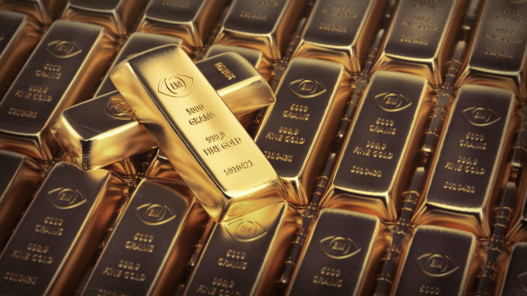 الذهب يتجه لتسجيل أكبر خسارة شهرية منذ 2008 مع تنامي توقعات رفع الفائدة الأميركية
