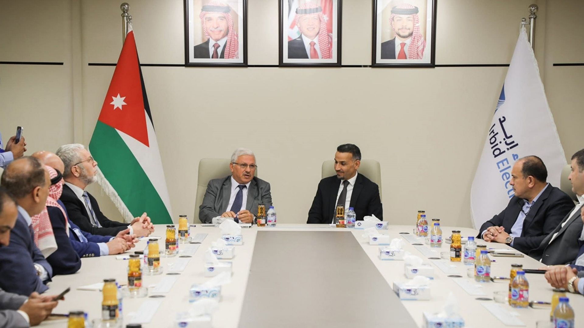 صورة حول : "طاقة الأعيان" تطلع على خطط ومشاريع شركة كهرباء اربد "طاقة الأعيان" تطلع على خطط ومشاريع شركة كهرباء اربد