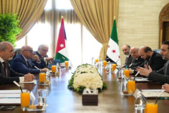 الأردن وسوريا تبحثان تعزيز التعاون الاقتصادي والتجاري في دمشق