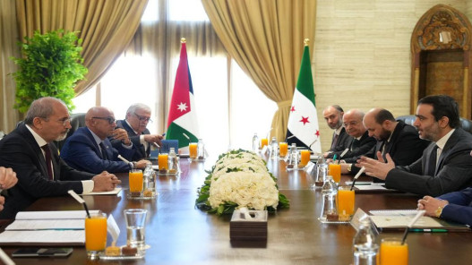 صورة حول : الأردن وسوريا تبحثان تعزيز التعاون الاقتصادي والتجاري في دمشق الأردن وسوريا تبحثان تعزيز التعاون الاقتصادي والتجاري في دمشق
