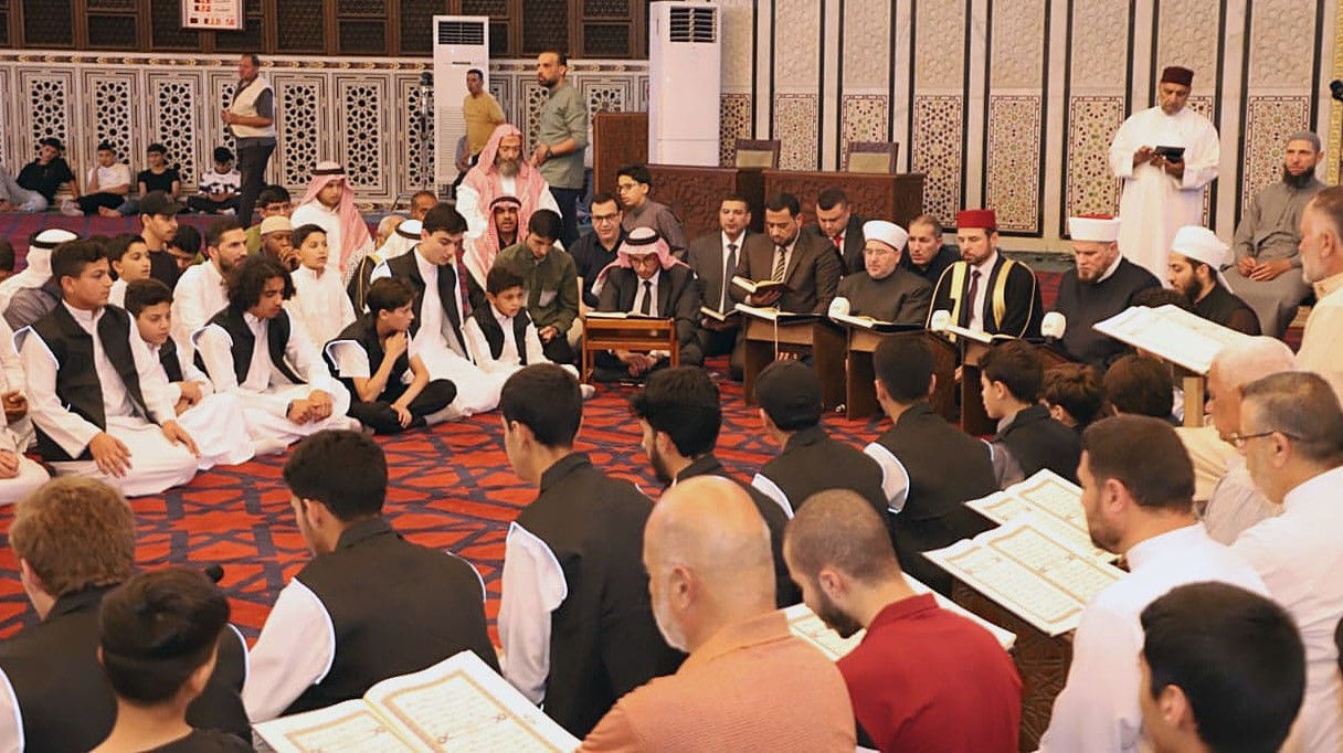 صورة حول : أمين عام "الأوقاف" يحضر ختمة القرآن ضمن المبادرة الملكية أمين عام "الأوقاف" يحضر ختمة القرآن ضمن المبادرة الملكية
