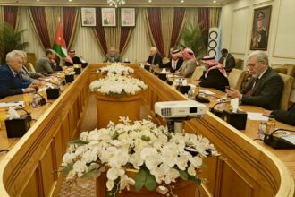"زراعة الأعيان" تبحث أولويات الوزارة وخططها المستقبلية