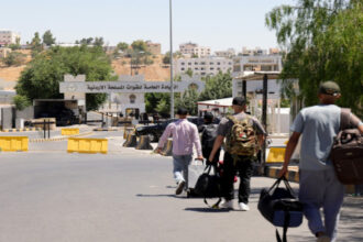الدفعة الثانية من خدمة العلم تباشر الالتحاق بمعسكرات شويعر