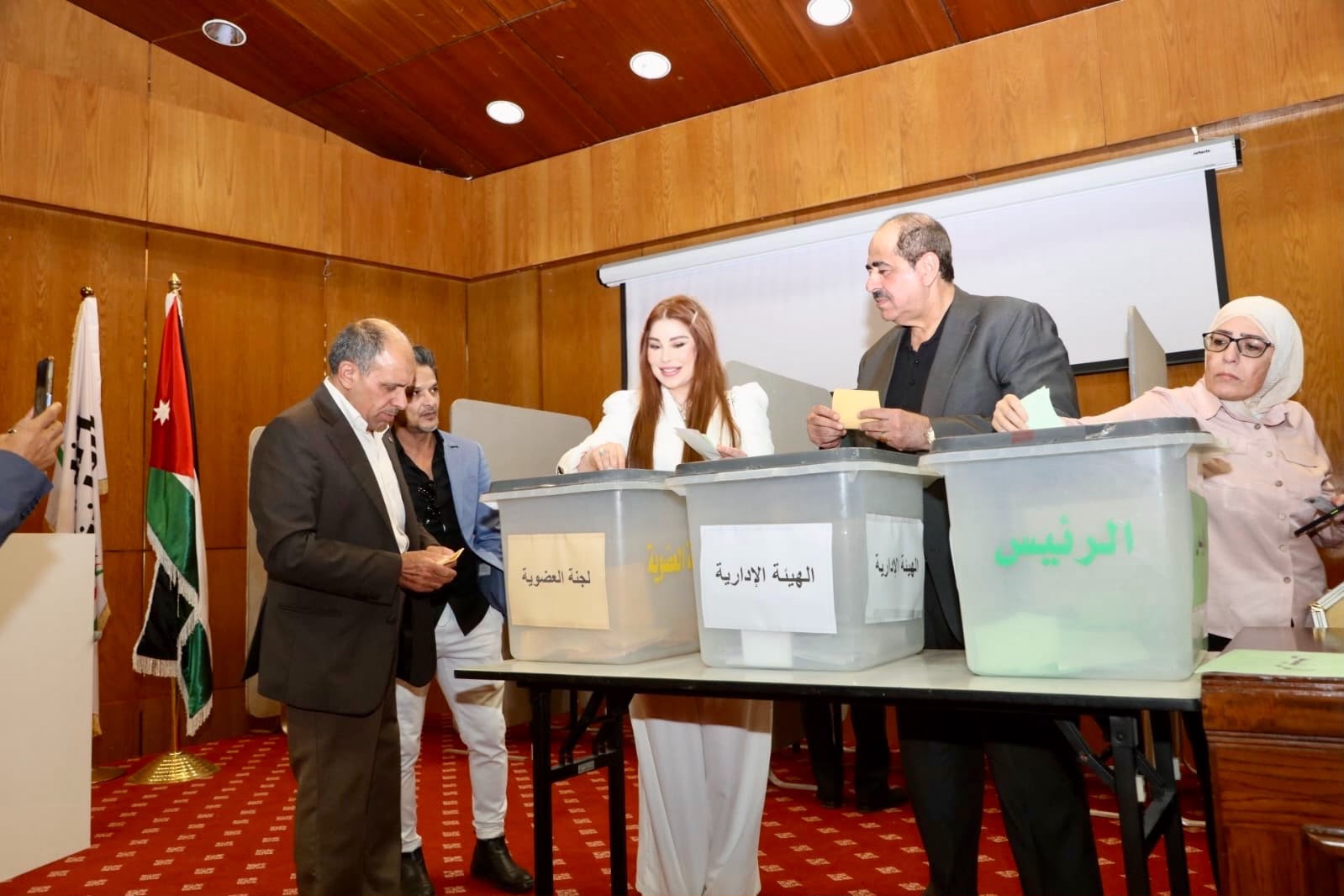 الشاعر عليان العدوان رئيسًا لاتحاد الكتاب والأدباء الأردنيين