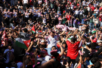 فعاليات جماهيرية واسعة لمؤازرة النشامى أمام الجزائر
