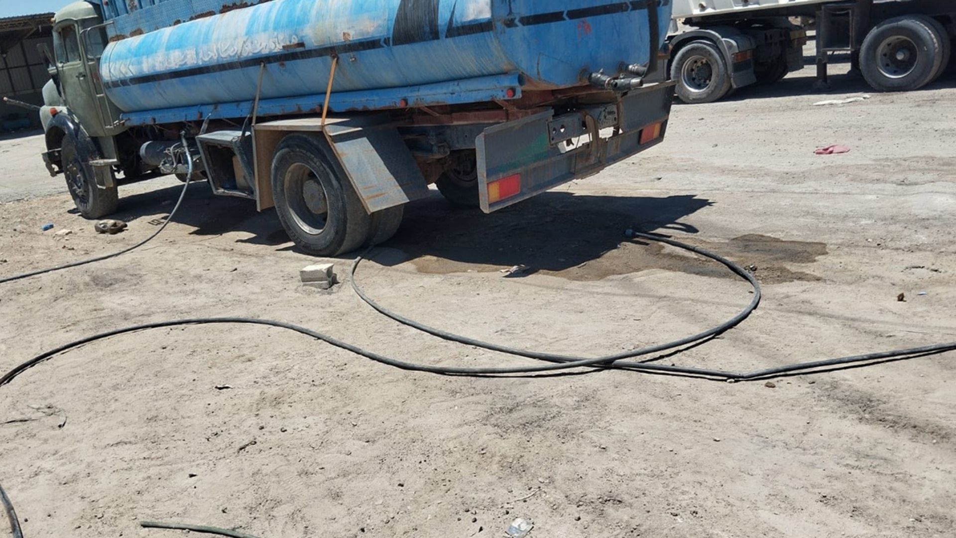 صورة حول : ضبط اعتداءات على خطوط مياه وردم بئر مخالف في الحسا والجفر وناعور ضبط اعتداءات على خطوط مياه وردم بئر مخالف في الحسا والجفر وناعور