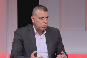 الفراية: الأردن يواصل تسهيل عبور الفلسطينيين عبر جسر الملك حسين