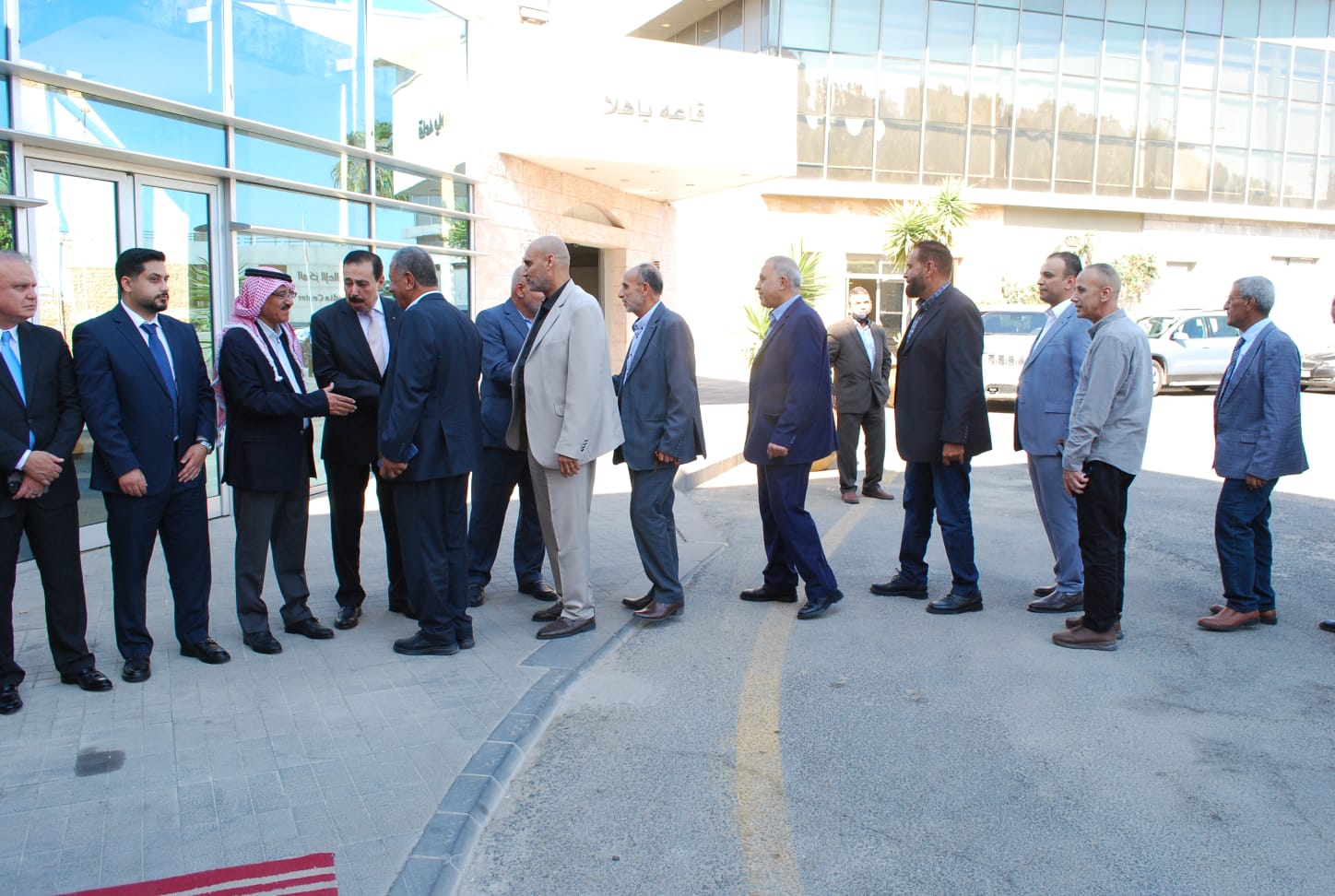 بالصور.. ال البكار وال هاها نسايب الخصاونة طلب والعيسوي لبى