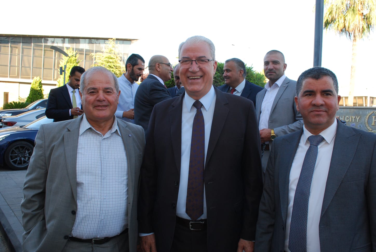 بالصور.. ال البكار وال هاها نسايب الخصاونة طلب والعيسوي لبى