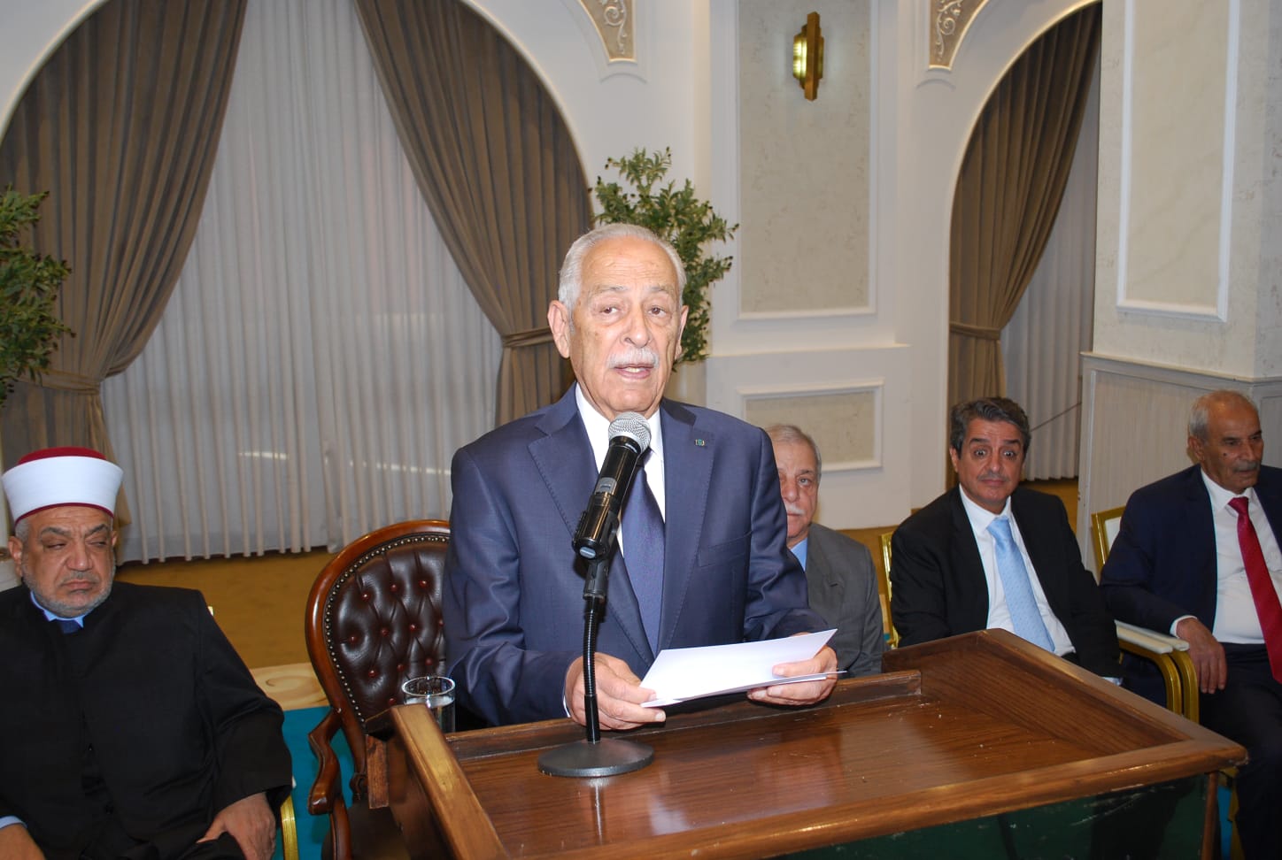 بالصور.. ال البكار وال هاها نسايب الخصاونة طلب والعيسوي لبى