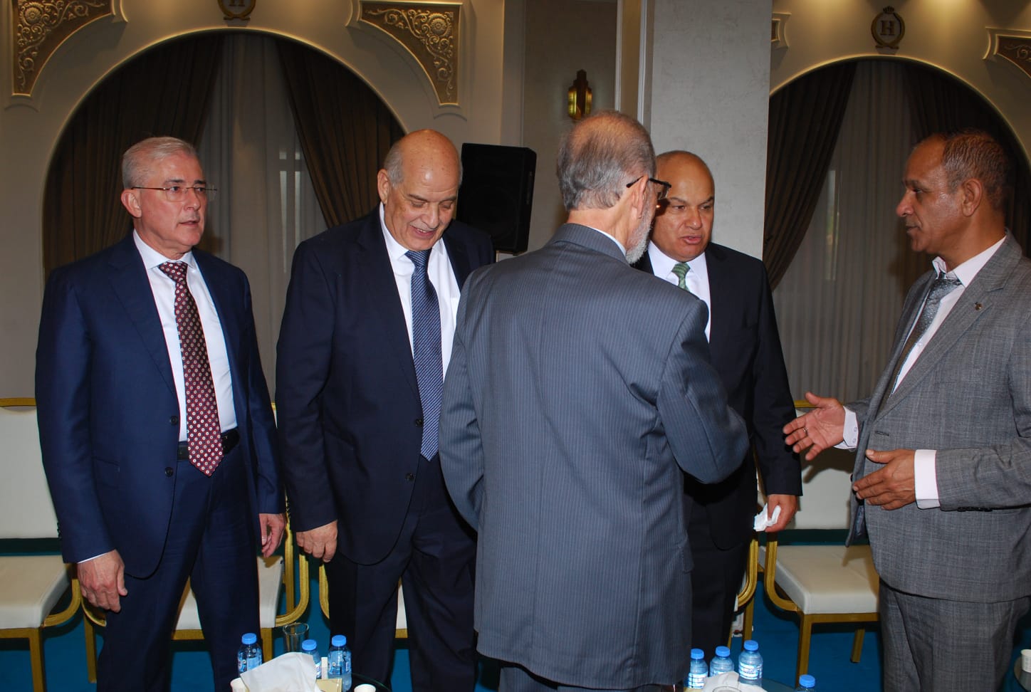 بالصور.. ال البكار وال هاها نسايب الخصاونة طلب والعيسوي لبى