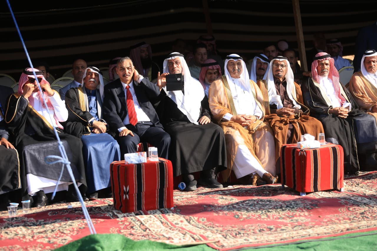 رئيس الديوان الملكي يرعى حفل عشيرة الحويان بالذكرى الثمانين للاستقلال (صور)
