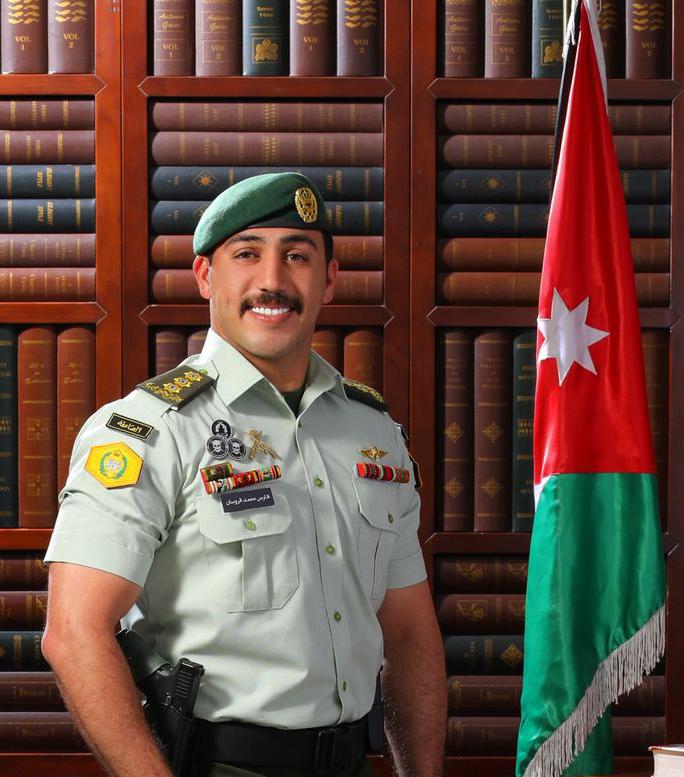 صورة حول : تهنئة وتبريك للنقيب فارس محمد الروسان بمناسبة الترفيع تهنئة وتبريك للنقيب فارس محمد الروسان بمناسبة الترفيع
