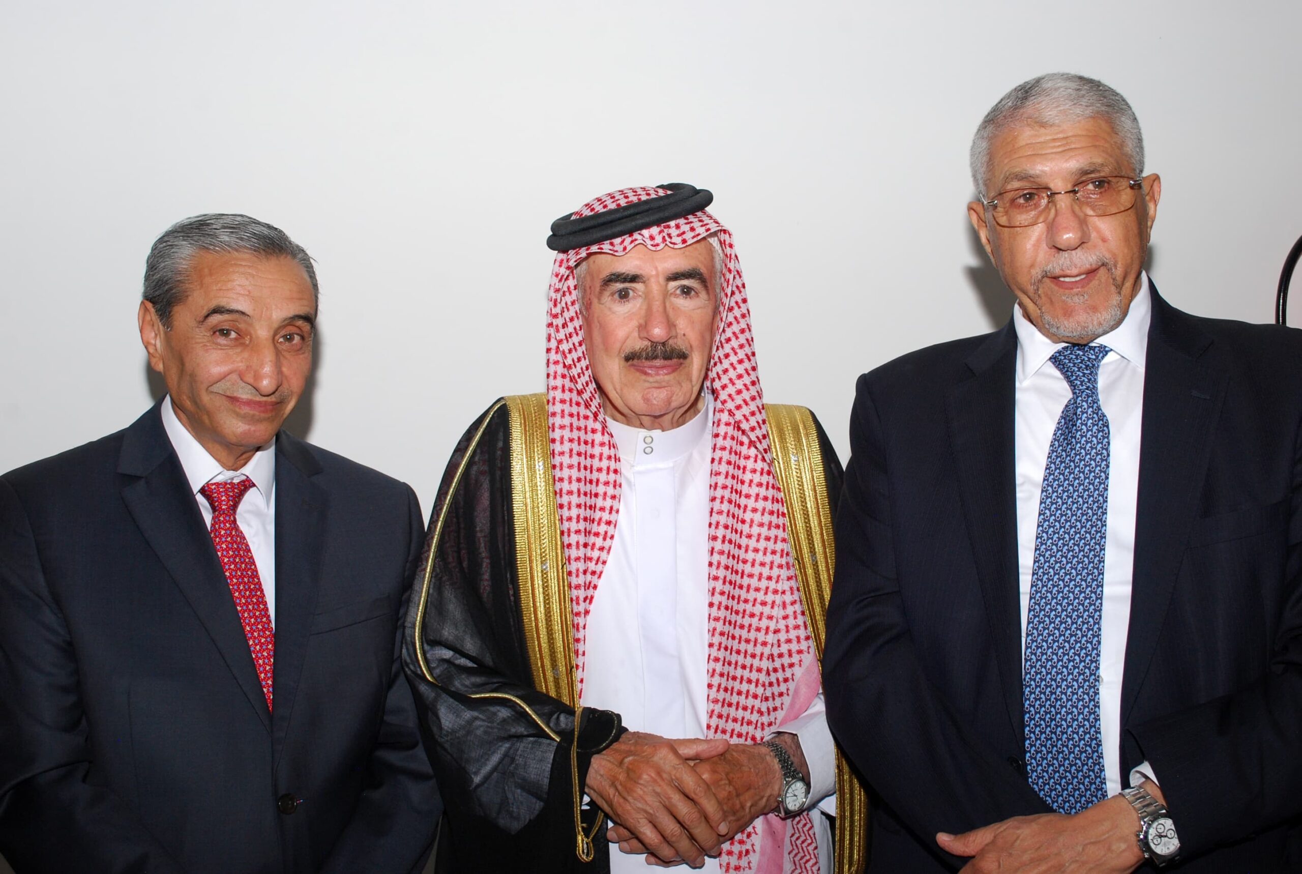 العزة والشوابكة نسايب.. دودين طلب وجابر اعطى- صور