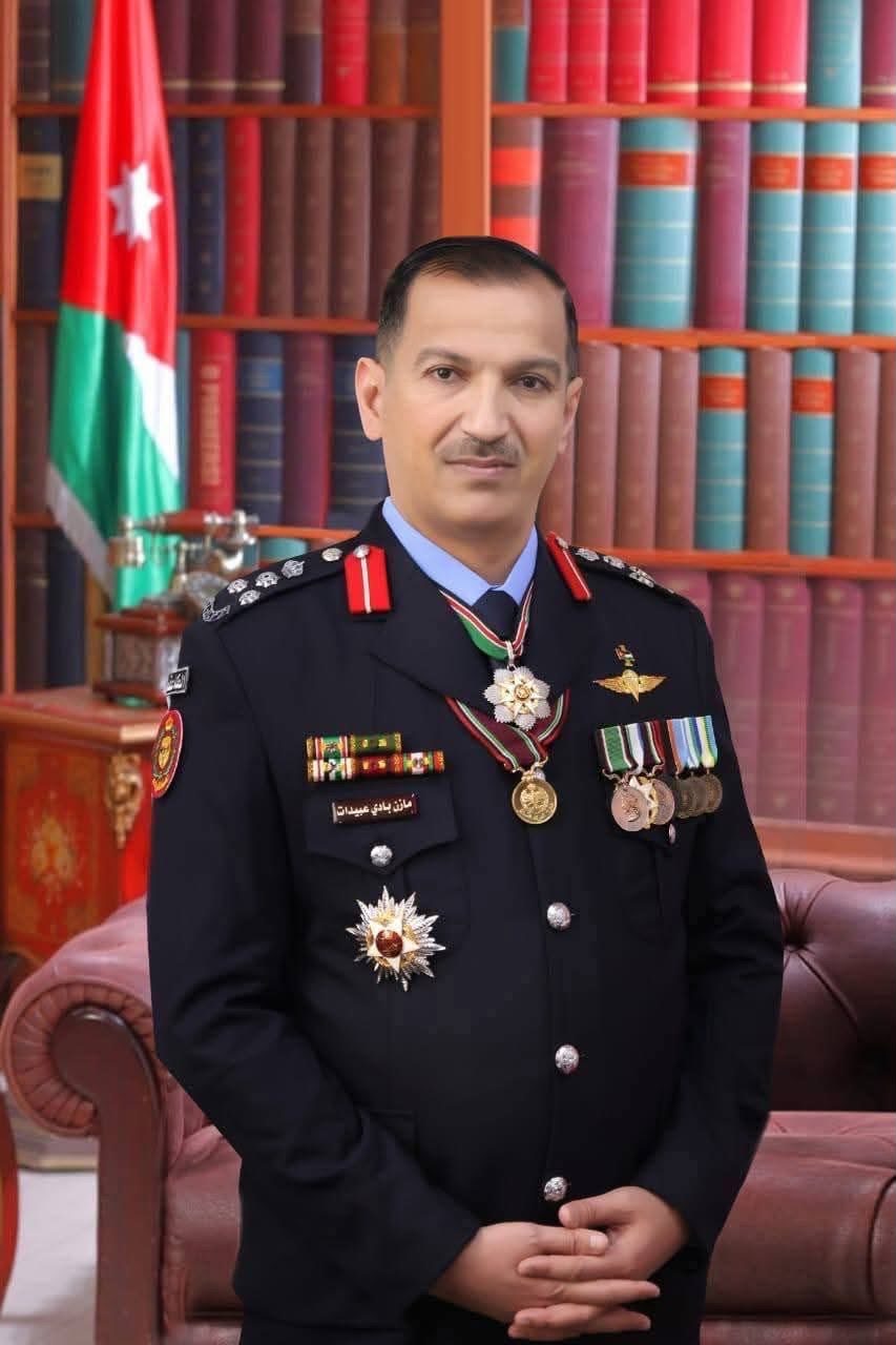 صورة حول : الدكتور عمر سعافنة يهنئ العميد مازن بادي عبيدات بمناسبة ترفيعه في الأمن العام الدكتور عمر سعافنة يهنئ العميد مازن بادي عبيدات بمناسبة ترفيعه في الأمن العام