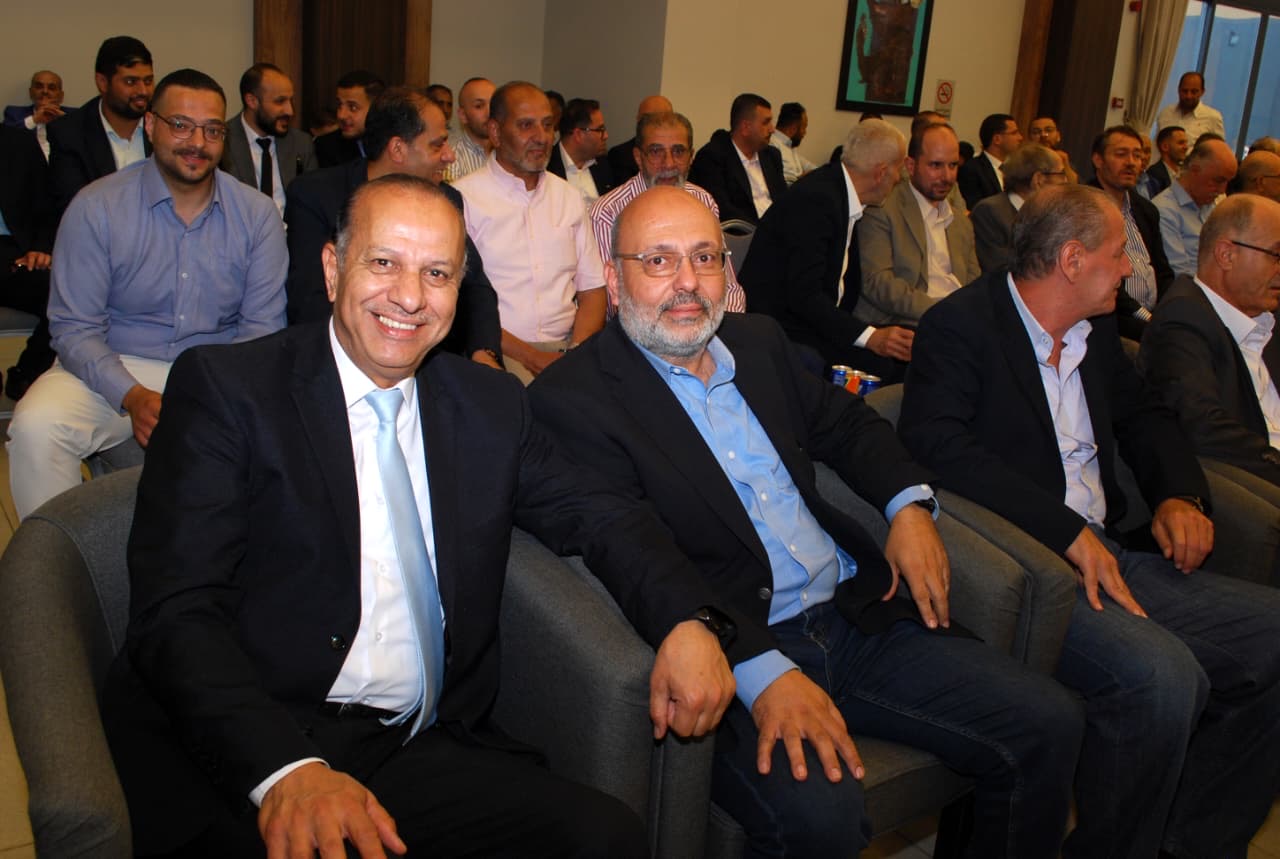 العزة والشوابكة نسايب.. دودين طلب وجابر اعطى- صور