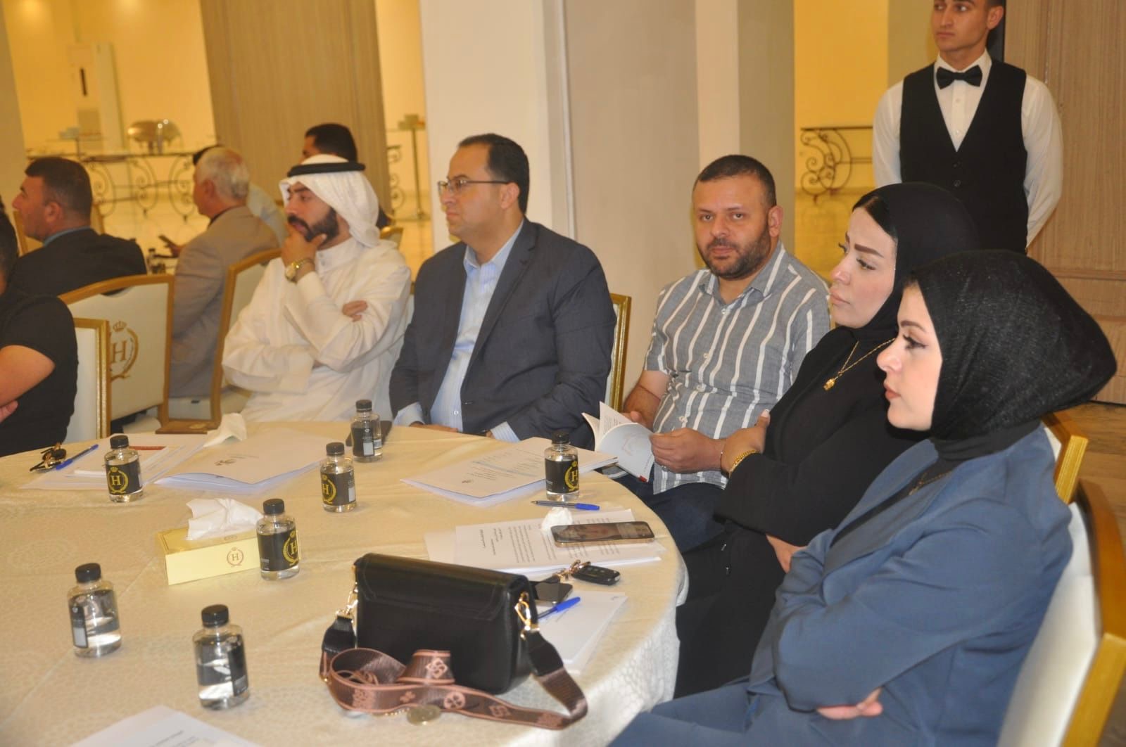 العودات يطلق برنامج التمكين السياسي لدى الشباب في الأحزاب السياسية "سيادة القانون وقيم المواطنة الفاعلة"