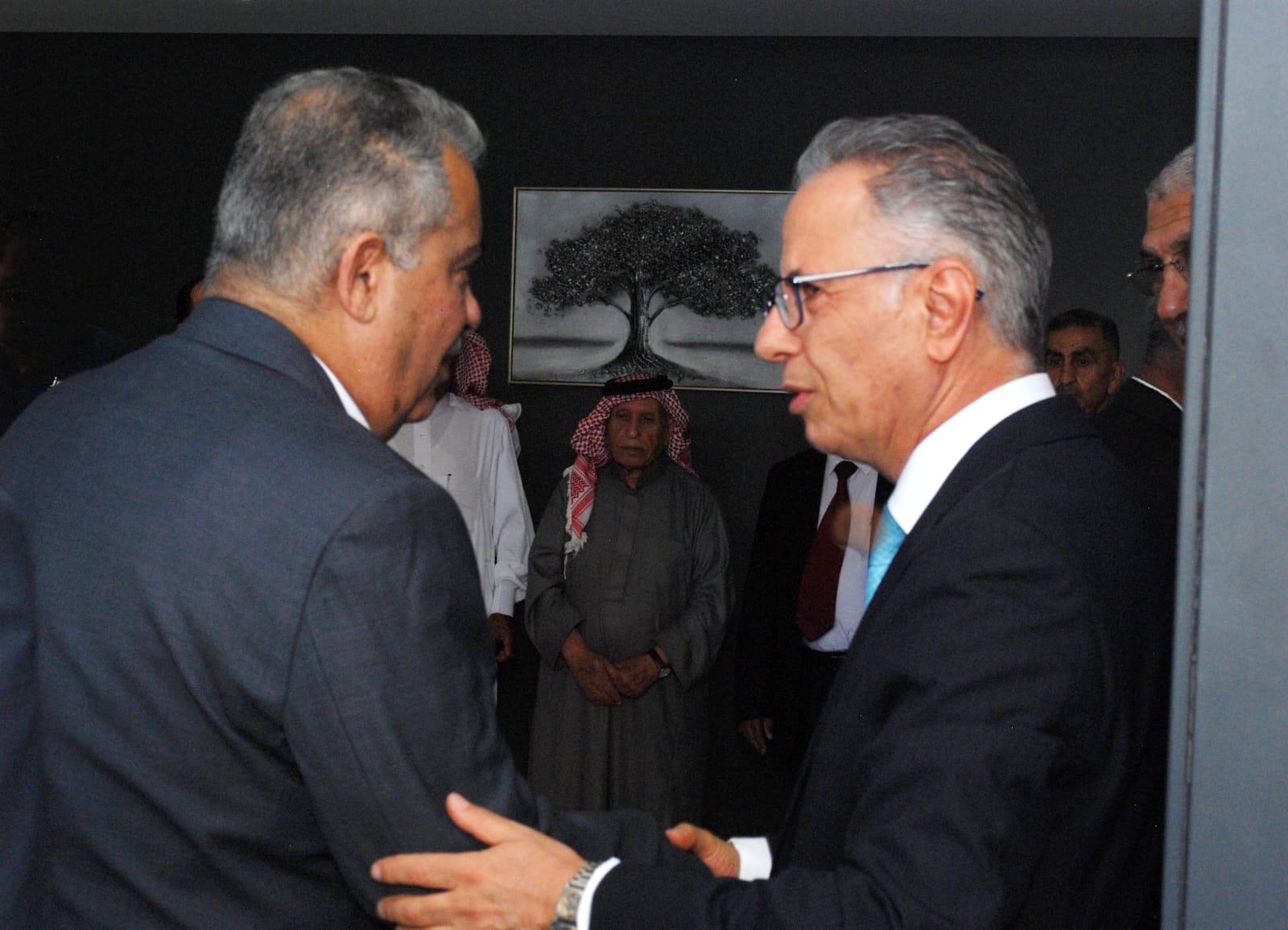 العزة والشوابكة نسايب.. دودين طلب وجابر اعطى- صور