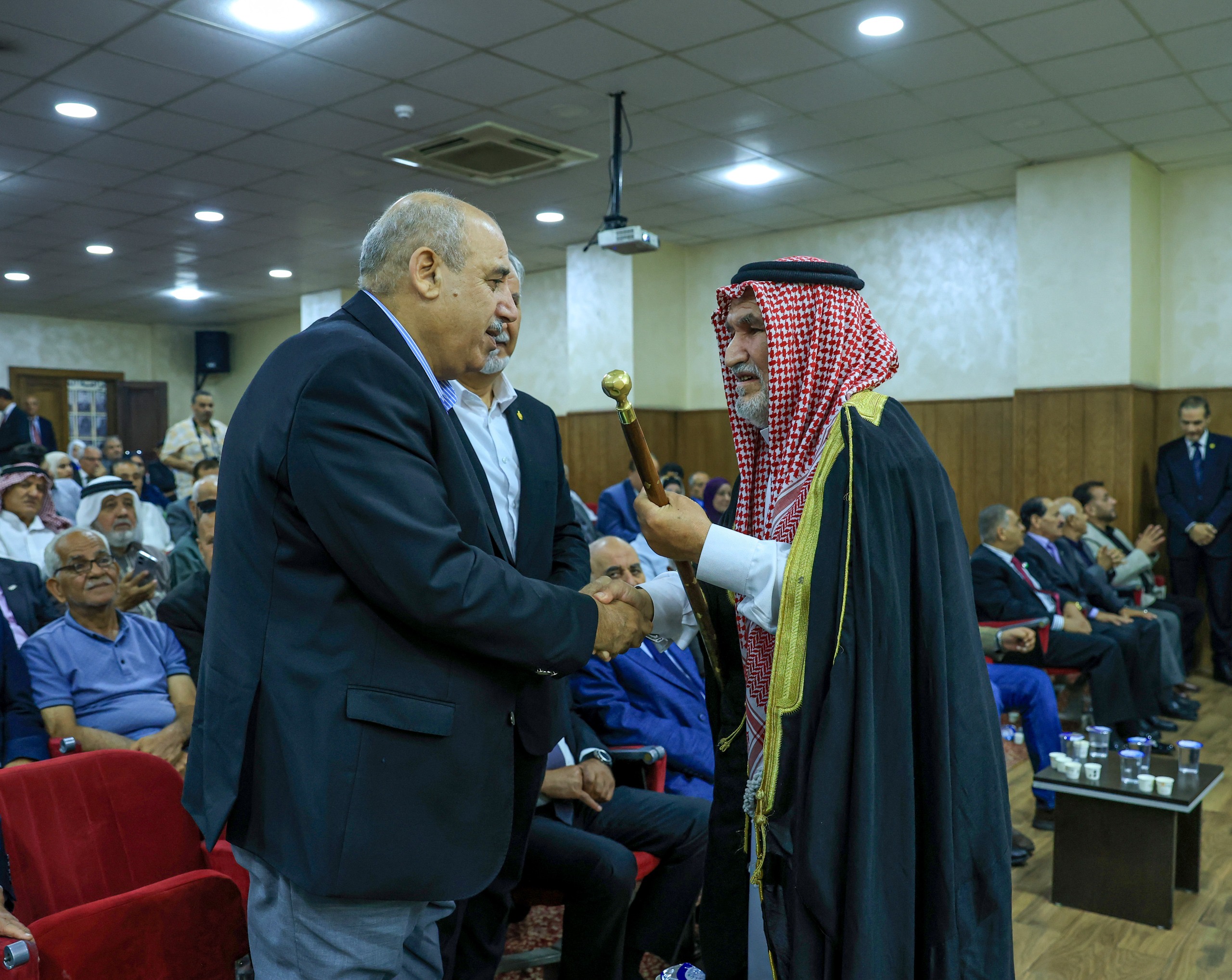 القاضي من الزرقاء: الاحتفال بالاستقلال مسؤولية وعمل لبناء مستقبل أكثر ازدهاراً