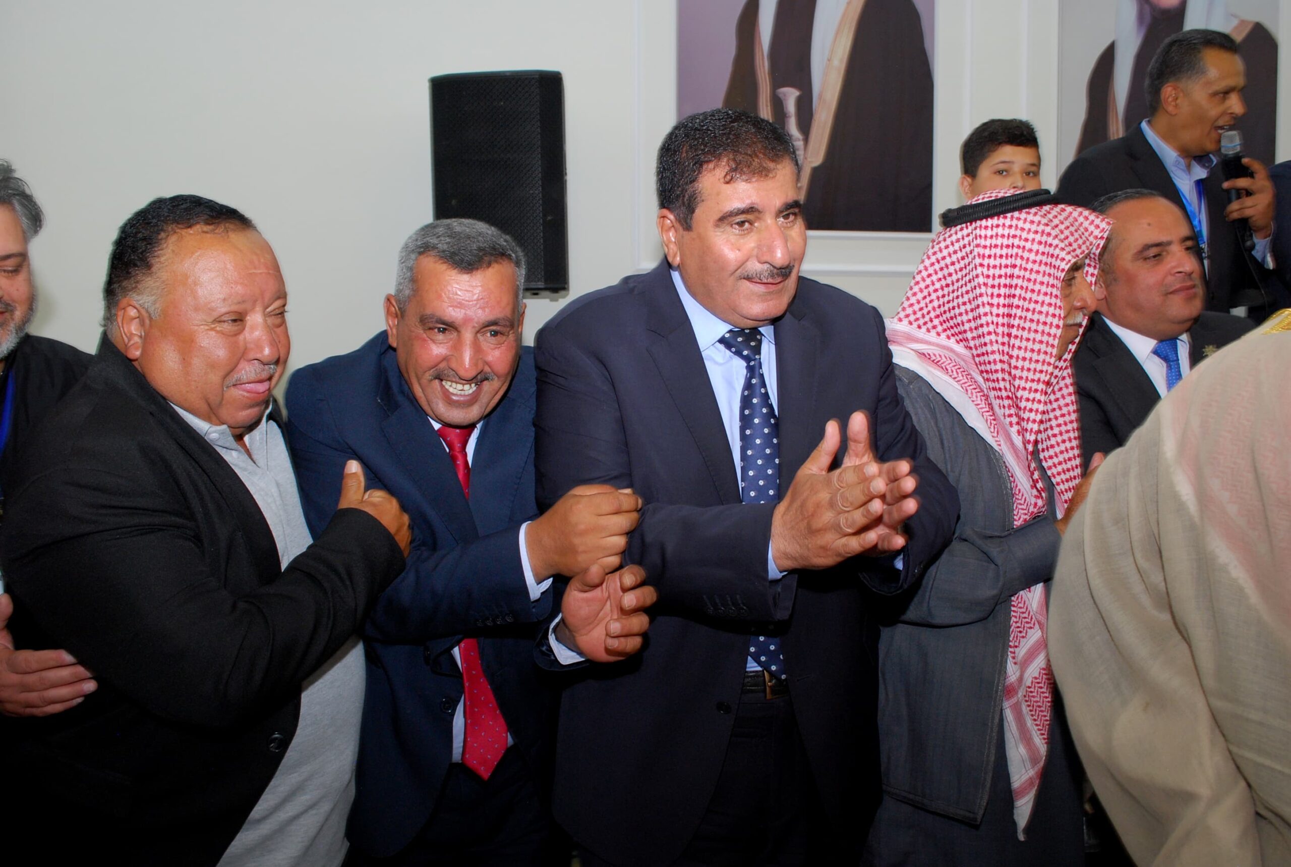 رئيس النواب يشارك عشائر الدعجة الاحتفال بالأعياد الوطنية