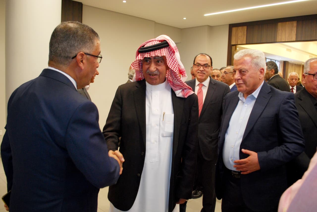 العزة والشوابكة نسايب.. دودين طلب وجابر اعطى- صور