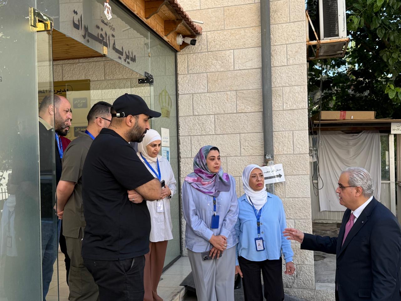 البدور من المختبرات الرئيسية: الإسراع في إجراء الفحوصات وتوفير المواد الناقصة..