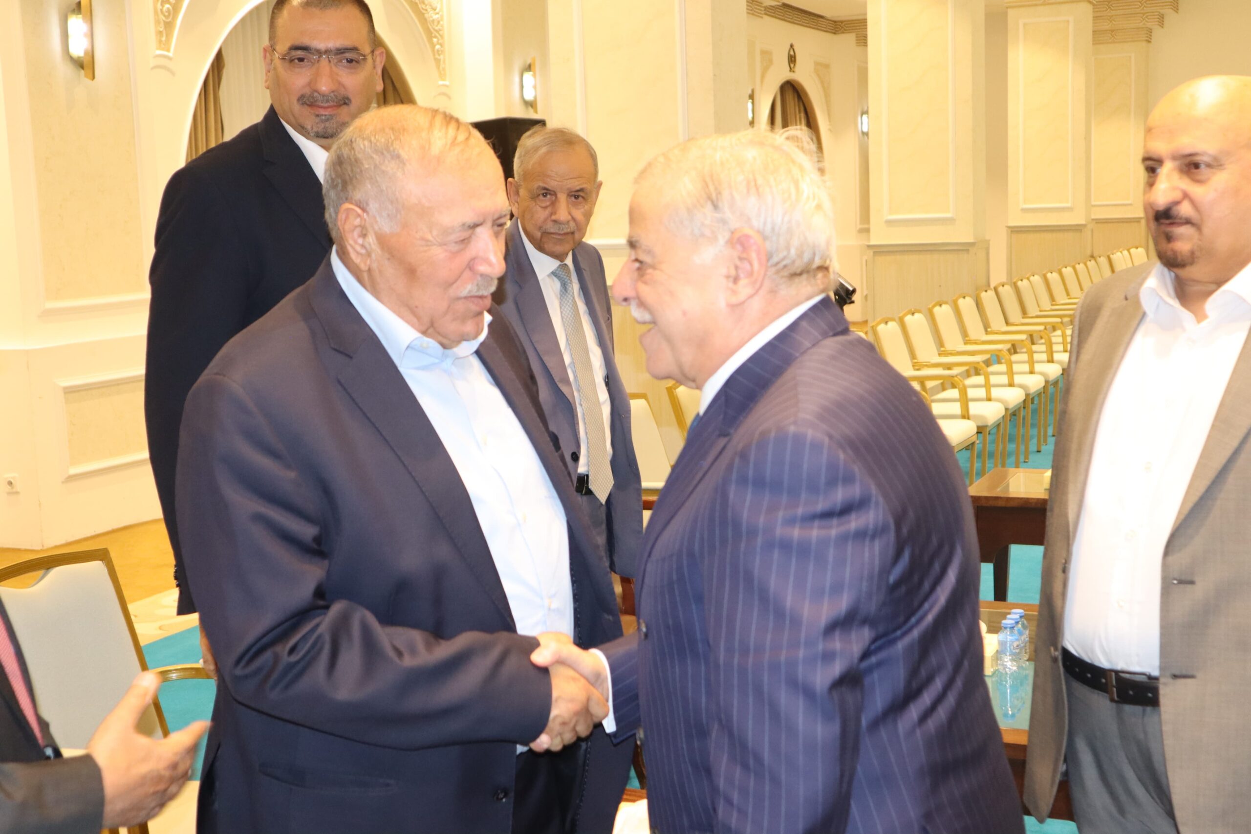 حداد و أبو طويلة نسايب .. عطية طلب و الخصاونة أجاب