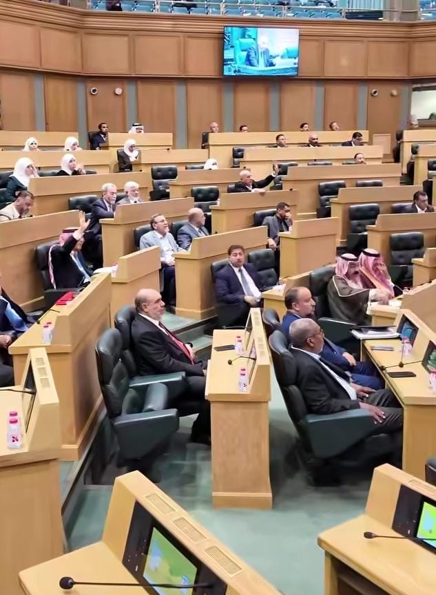صورة حول : قانون الإدارة المحلية يتصدر نقاشات قبة النواب... الحكومة تدافع والنواب يطالبون بتعديلات جوهرية قانون الإدارة المحلية يتصدر نقاشات قبة النواب... الحكومة تدافع والنواب يطالبون بتعديلات جوهرية