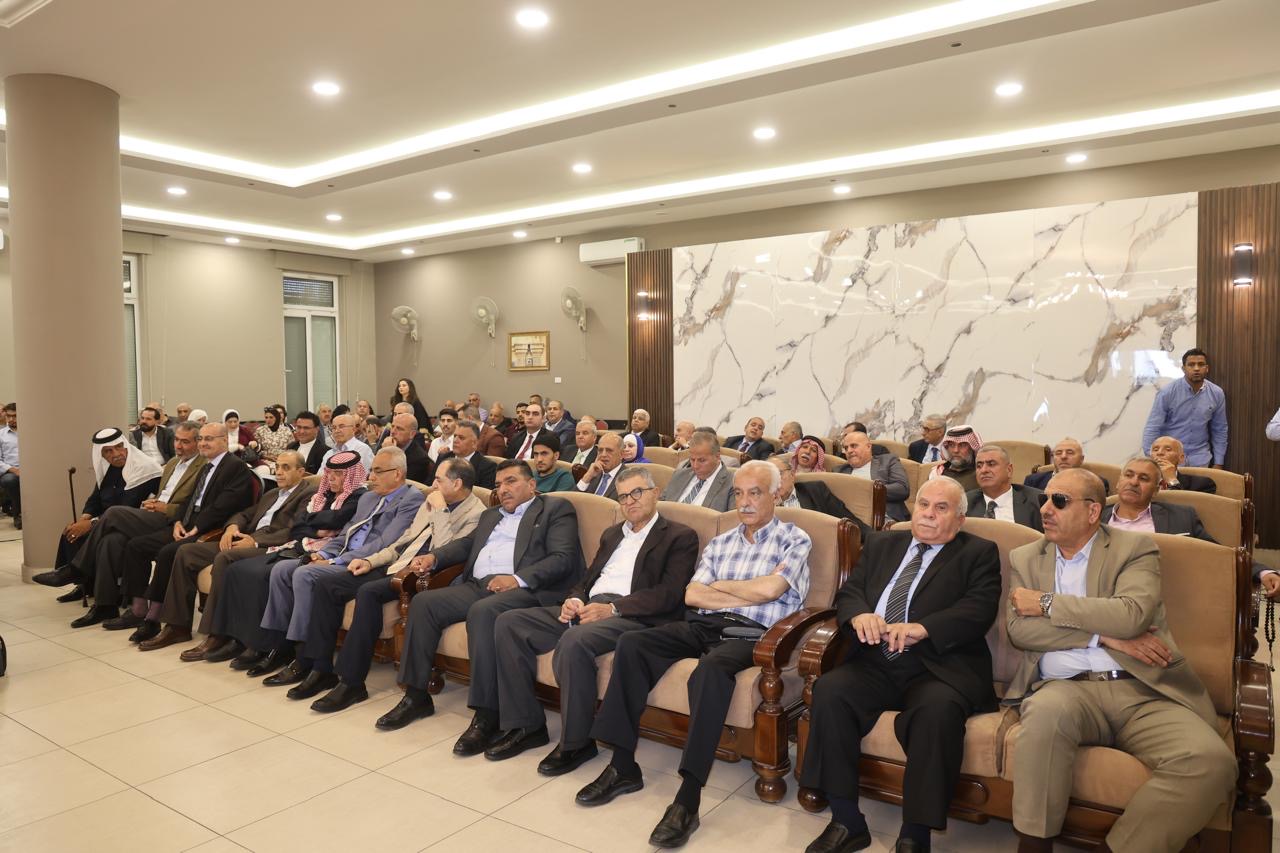 بالصور.. حفل اشهار كتاب «ما هذه الفوضى الموجودة على مكتبك؟» للكاتب ماجد جورج أبو عطا