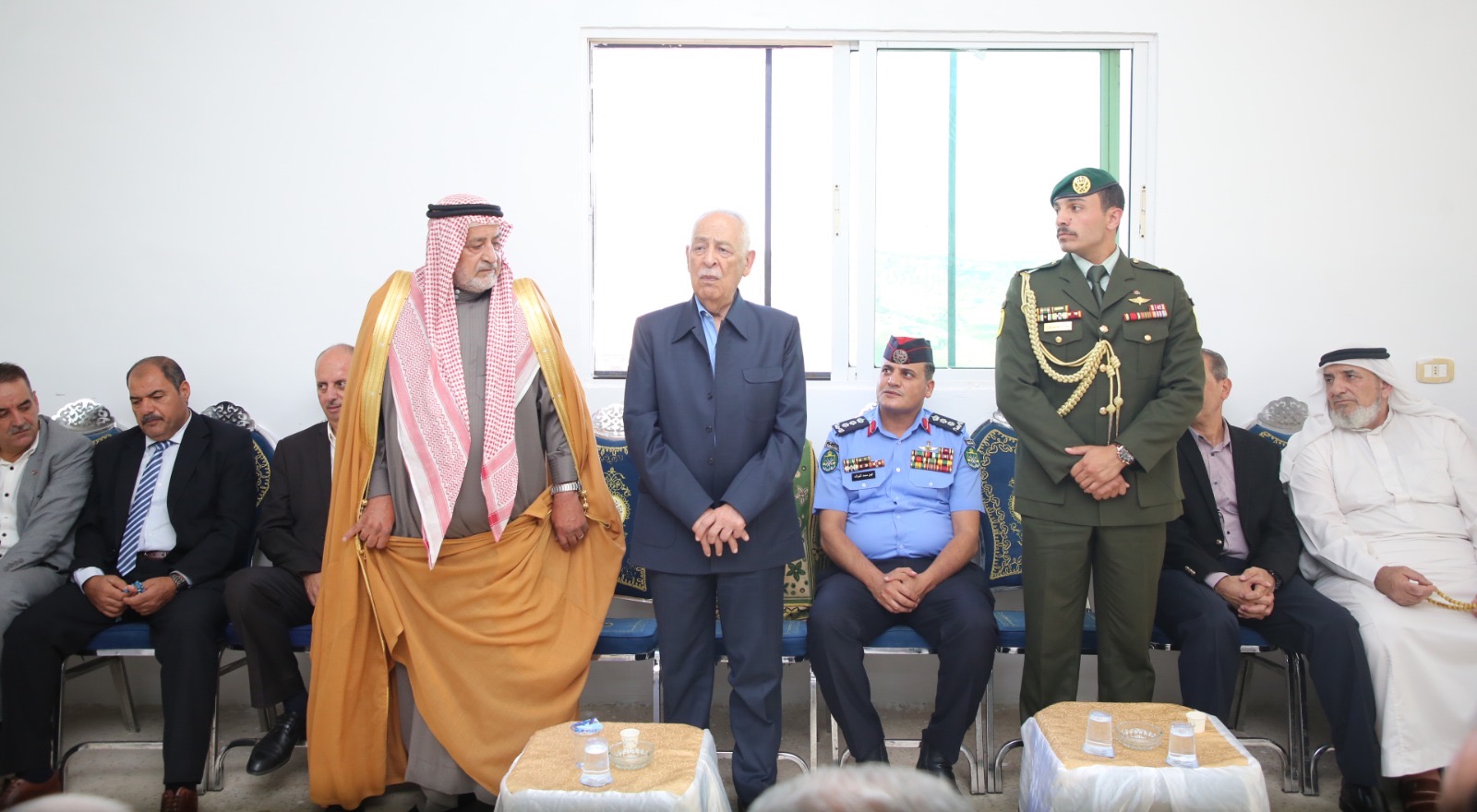 مندوبا عن الملك وولي العهد.. العيسوي يعزي عبيدات والذيب ومشعل والبدري