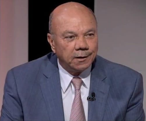 صورة حول : من ارشيف السفير الليبي الاسبق محمد البرغثي عن فيصل عاكف الفايز من ارشيف السفير الليبي الاسبق محمد البرغثي عن فيصل عاكف الفايز