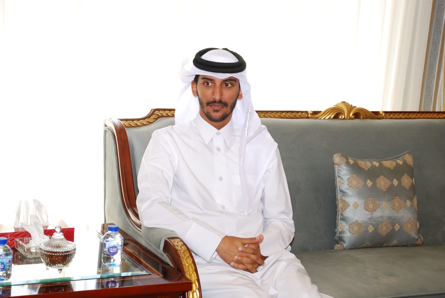 سفارة قطر في الأردن تستقبل المعزين بوفاة الأمير الوالد الشيخ حمد بن خليفة آل ثاني