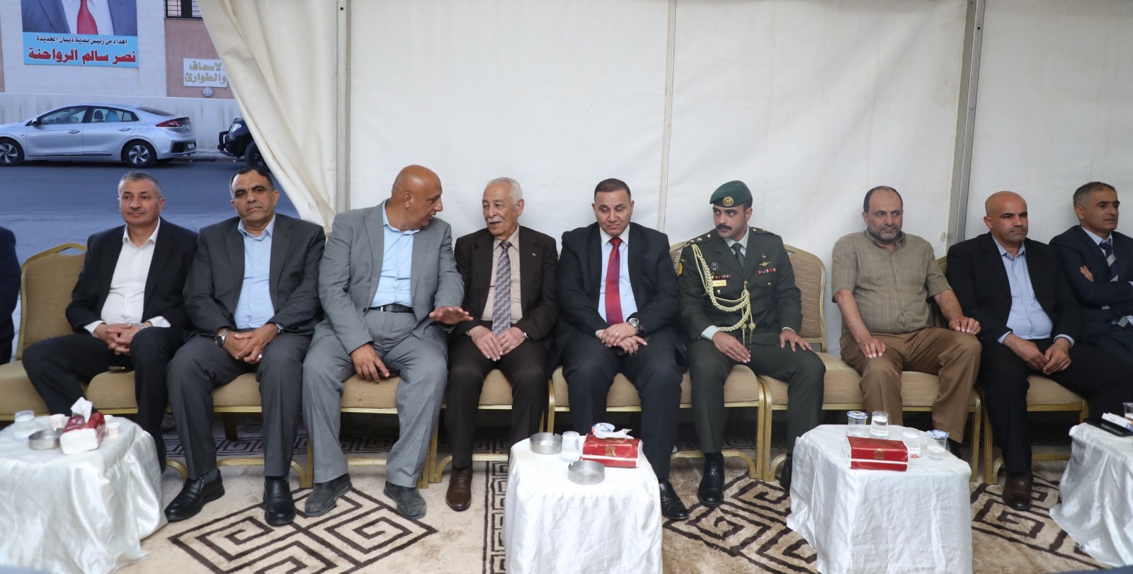 مندوبا عن الملك وولي العهد.. العيسوي يعزي الرواحنة والنمر