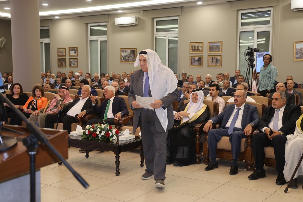 بالصور.. حفل اشهار كتاب «ما هذه الفوضى الموجودة على مكتبك؟» للكاتب ماجد جورج أبو عطا