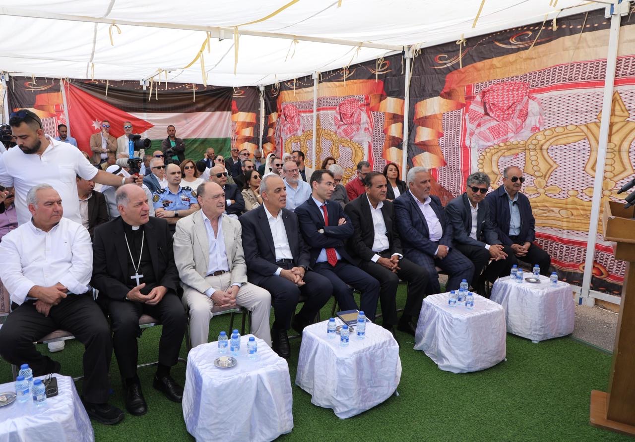 تدشين المرحلة التنفيذية لمشروع تطوير موقع مكاور الأثري لتعزيز التنمية المحلية المستدامة