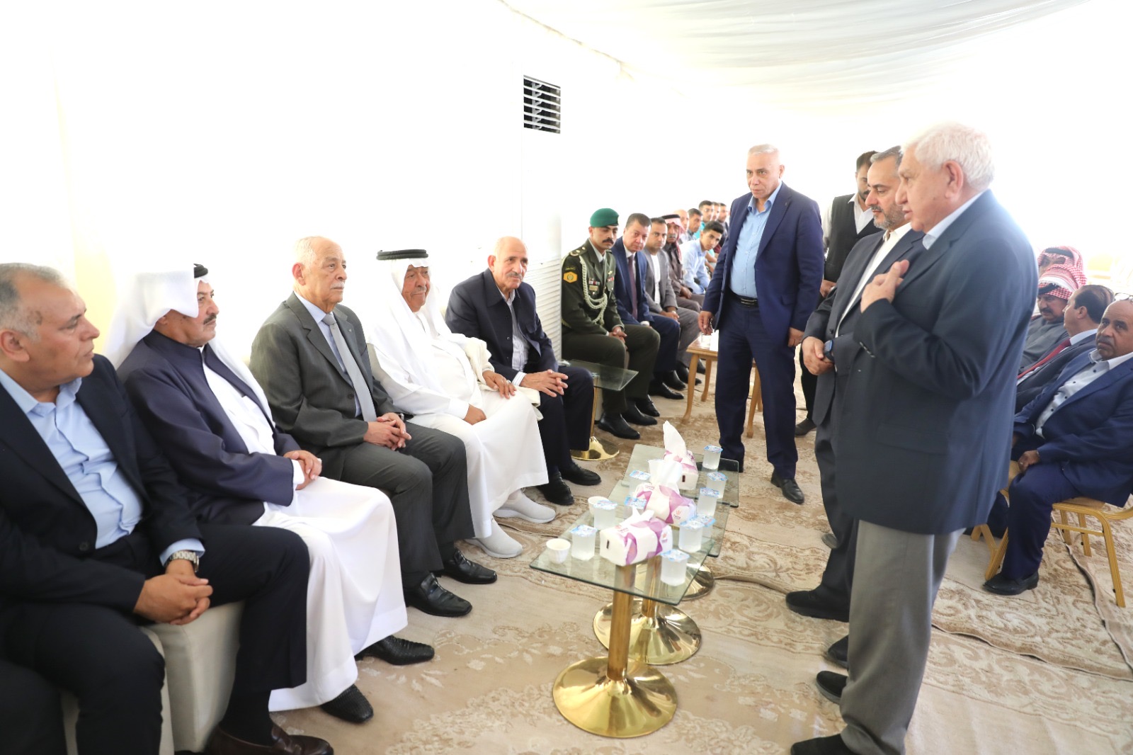 مندوبا عن الملك وولي العهد.. العيسوي يعزي المعايعة وعكروش