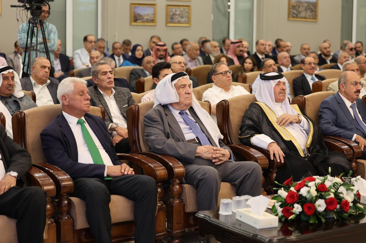 بالصور.. حفل اشهار كتاب «ما هذه الفوضى الموجودة على مكتبك؟» للكاتب ماجد جورج أبو عطا