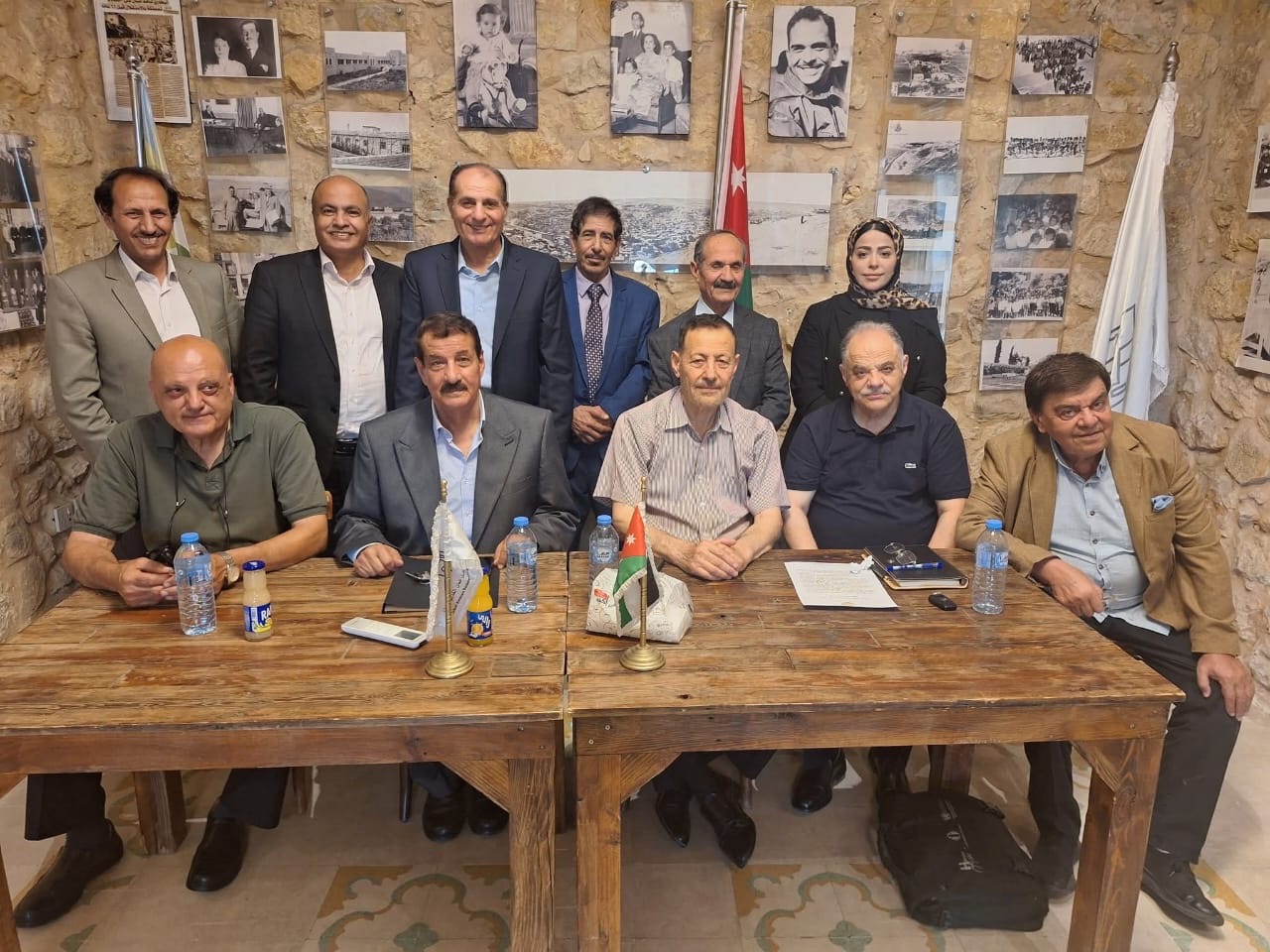 صورة حول : هيئة إدارية جديدة لجمعية المذيعين والكسواني رئيسا هيئة إدارية جديدة لجمعية المذيعين والكسواني رئيسا