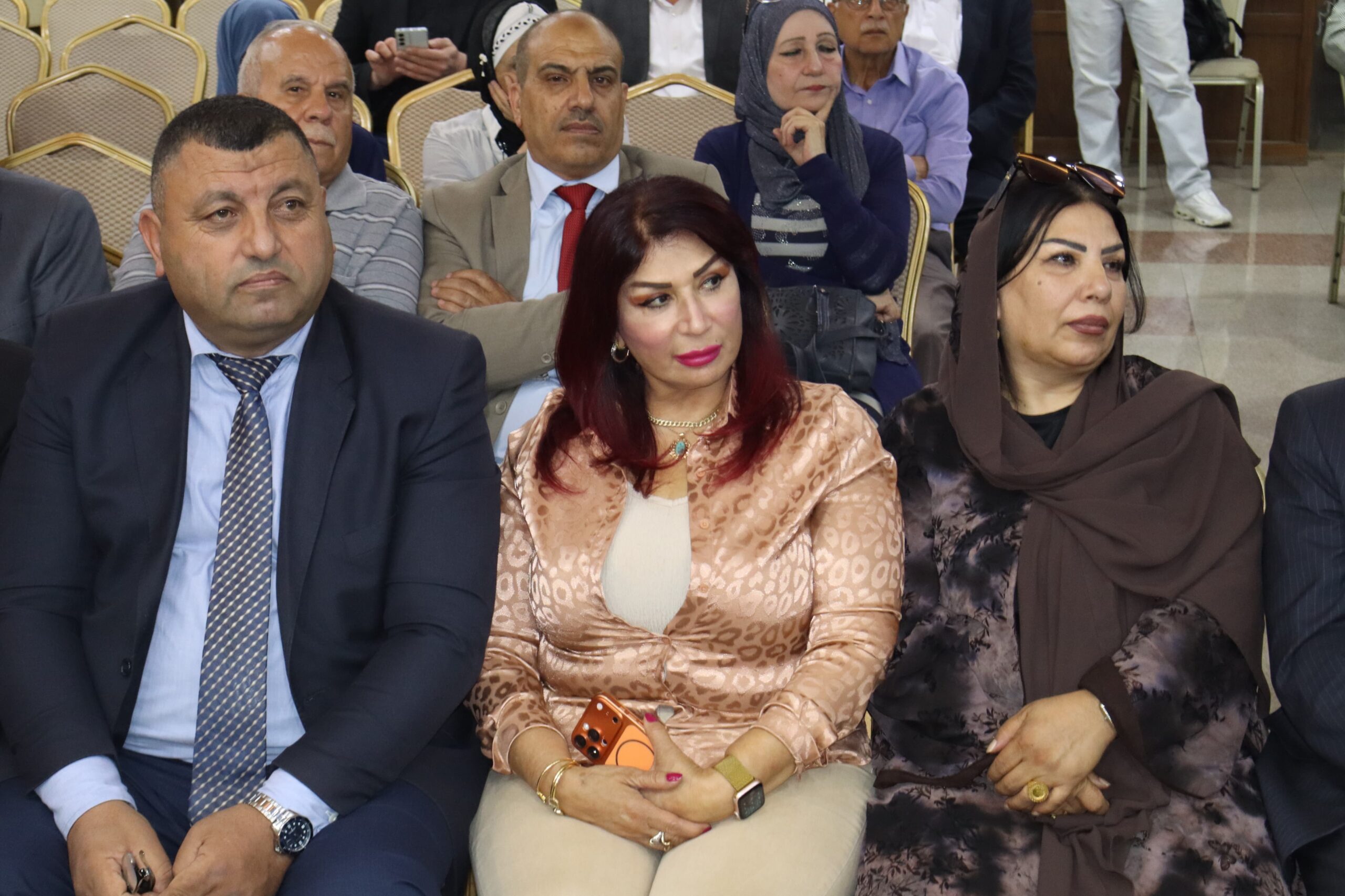 "اتحاد الكتاب" يكرّم عددا من الصحافيين والعاملين بالإعلام