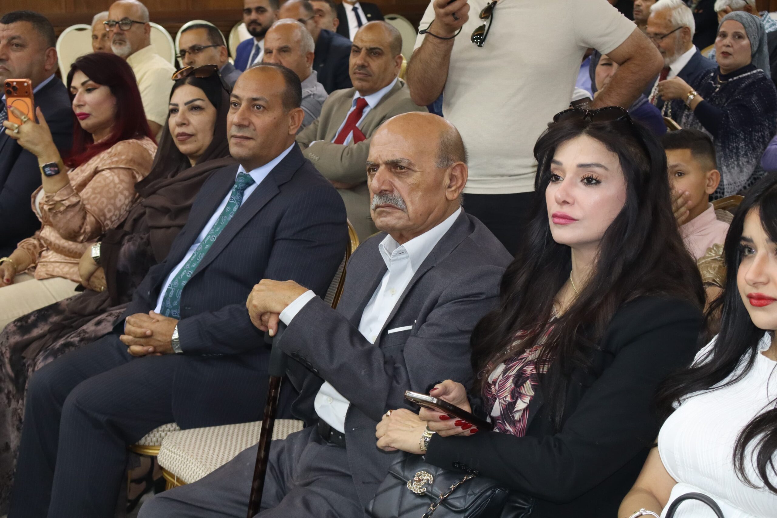 "اتحاد الكتاب" يكرّم عددا من الصحافيين والعاملين بالإعلام