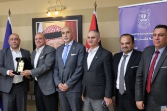 عمان الاهلية وسلطة المياه تبحثان آفاق التعاون المشترك.. صور