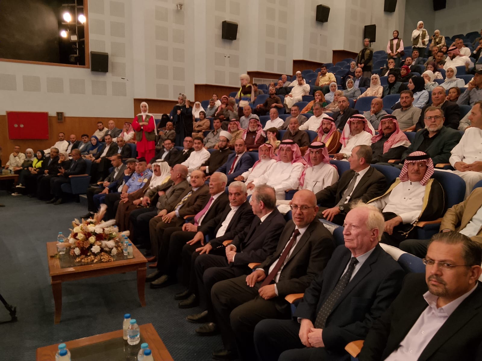 ملتقى معان الثقافي يحتفي بالأعياد الوطنية تحت شعار " تاريخ نحكيه ... ووطن نفديه " برعاية رئيس الديوان الملكي الهاشمي يوسف العيسوي