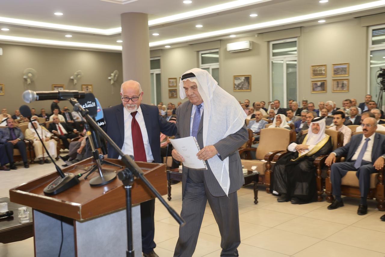بالصور.. حفل اشهار كتاب «ما هذه الفوضى الموجودة على مكتبك؟» للكاتب ماجد جورج أبو عطا