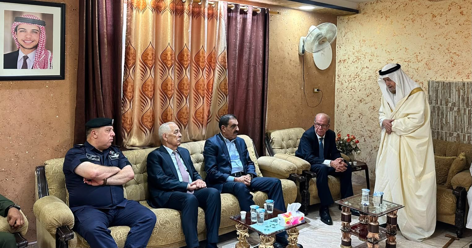 مندوبا عن الملك وولي العهد.. العيسوي يعزي العظامات والبدارين وحفار والحاج حسن