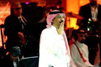 عبادي الجوهر يطرب جمهور جرش في أول ظهور له في مهرجان جرش